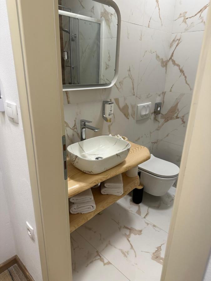אוגולין Luxury City Rooms מראה חיצוני תמונה
